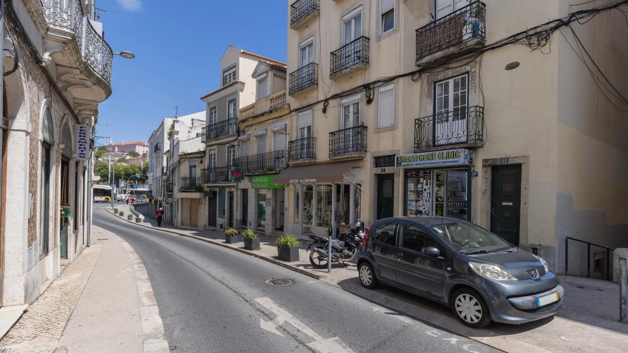 Lisboa Bridge Spot Apartment Luaran gambar