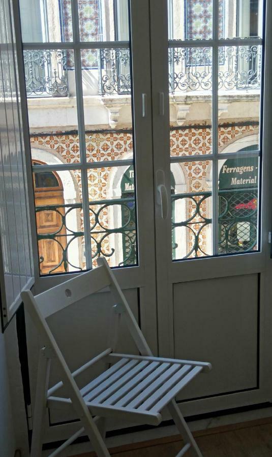 Lisboa Bridge Spot Apartment Luaran gambar